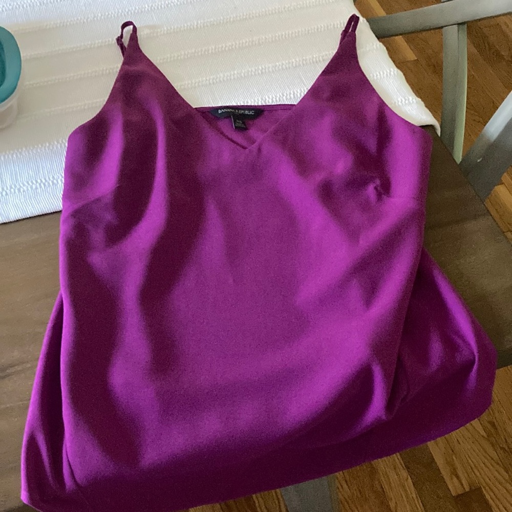 Banana Republic top with no tags but never used it